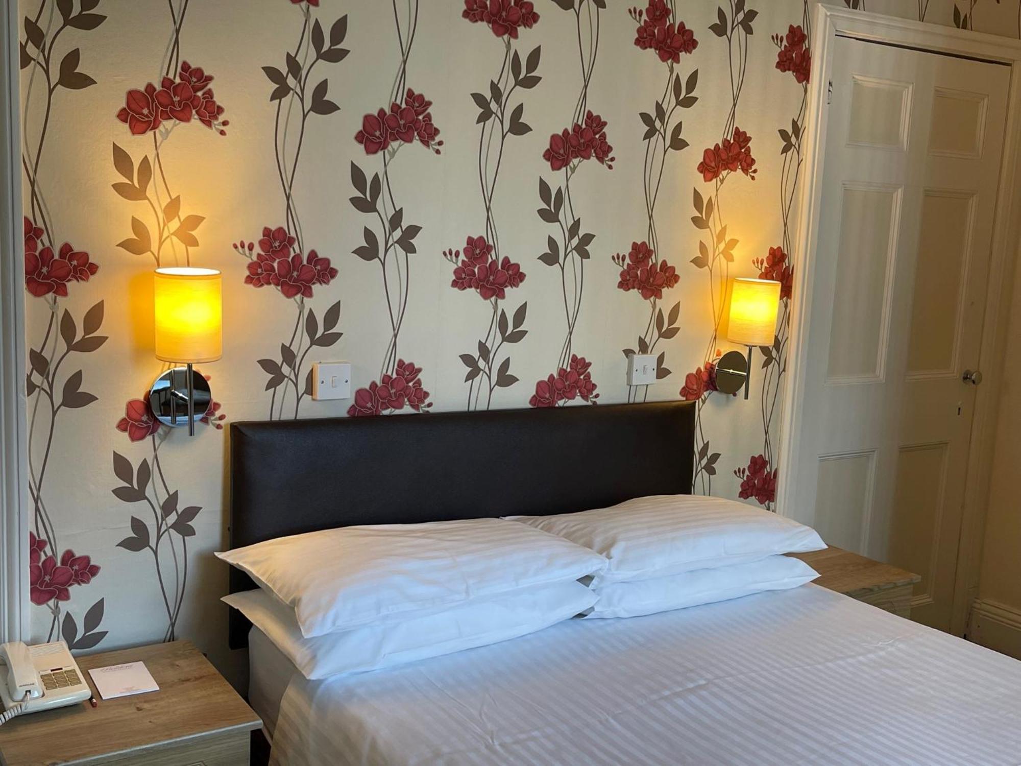 Pandora Hotel Saint Peter Port Экстерьер фото