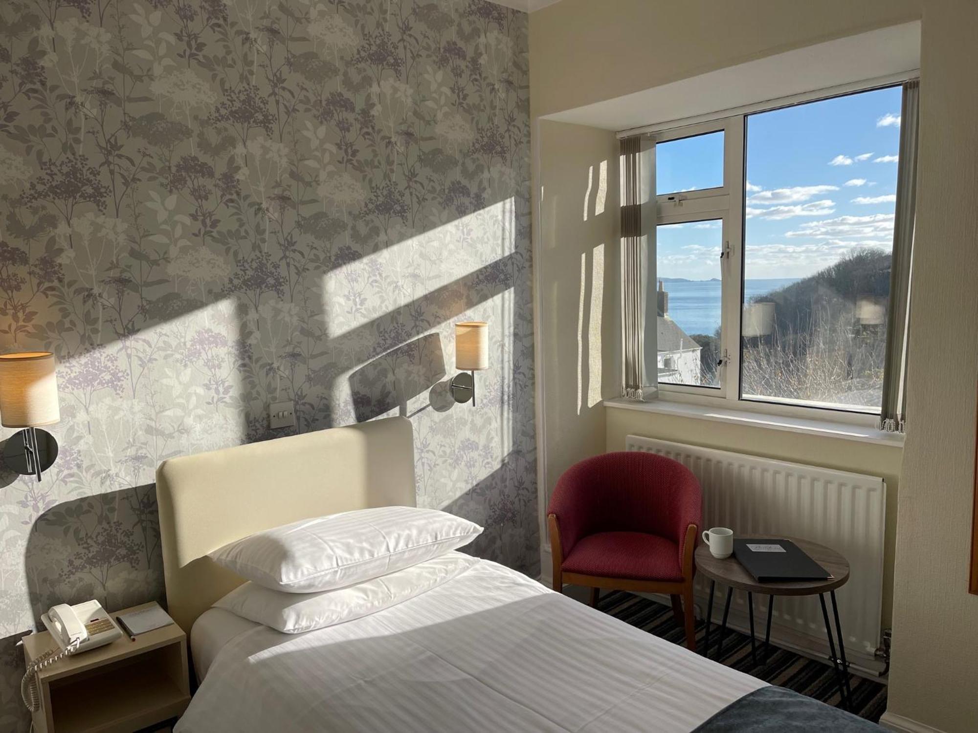 Pandora Hotel Saint Peter Port Экстерьер фото